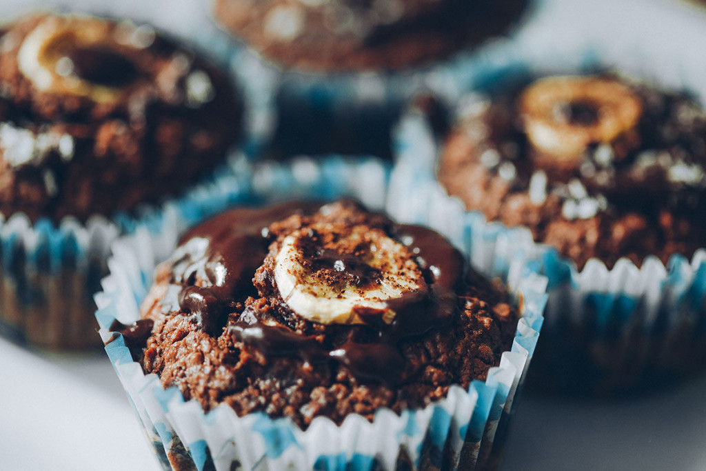 MUFFINS DE AVENA, CHOCOLATE Y PLÁTANO
